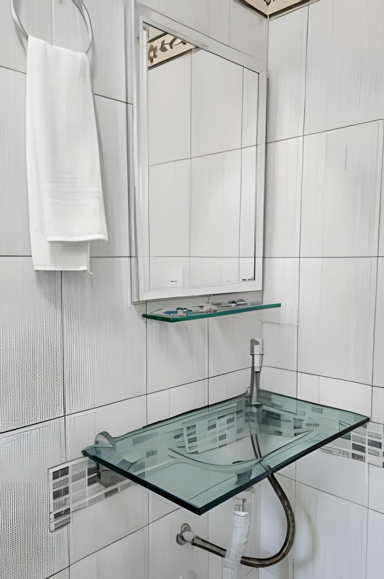 Holiday home Taperapuan Retreat: Cozy 2-bedroom With Bbq And Smart Amenities Porto Seguro