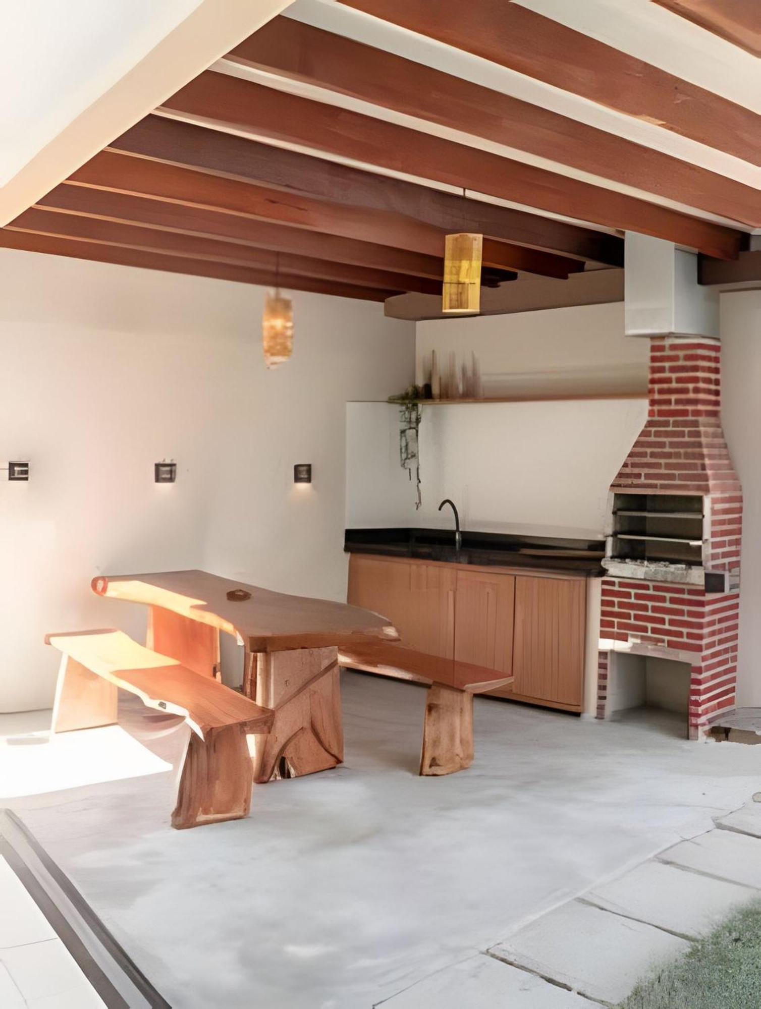 Taperapuan Retreat: Cozy 2-bedroom With Bbq And Smart Amenities Porto Seguro