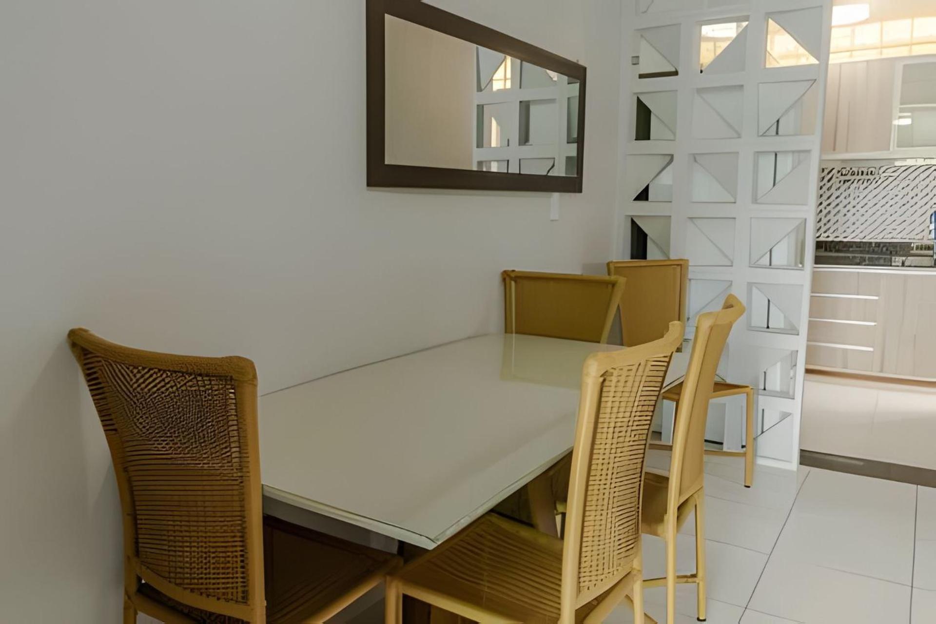 Holiday home Taperapuan Retreat: Cozy 2-bedroom With Bbq And Smart Amenities Porto Seguro